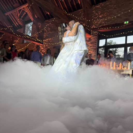 machine à fumée lourde à Vulaines-sur-Seine près de Fontainebleau en Seine-et-Marne 77